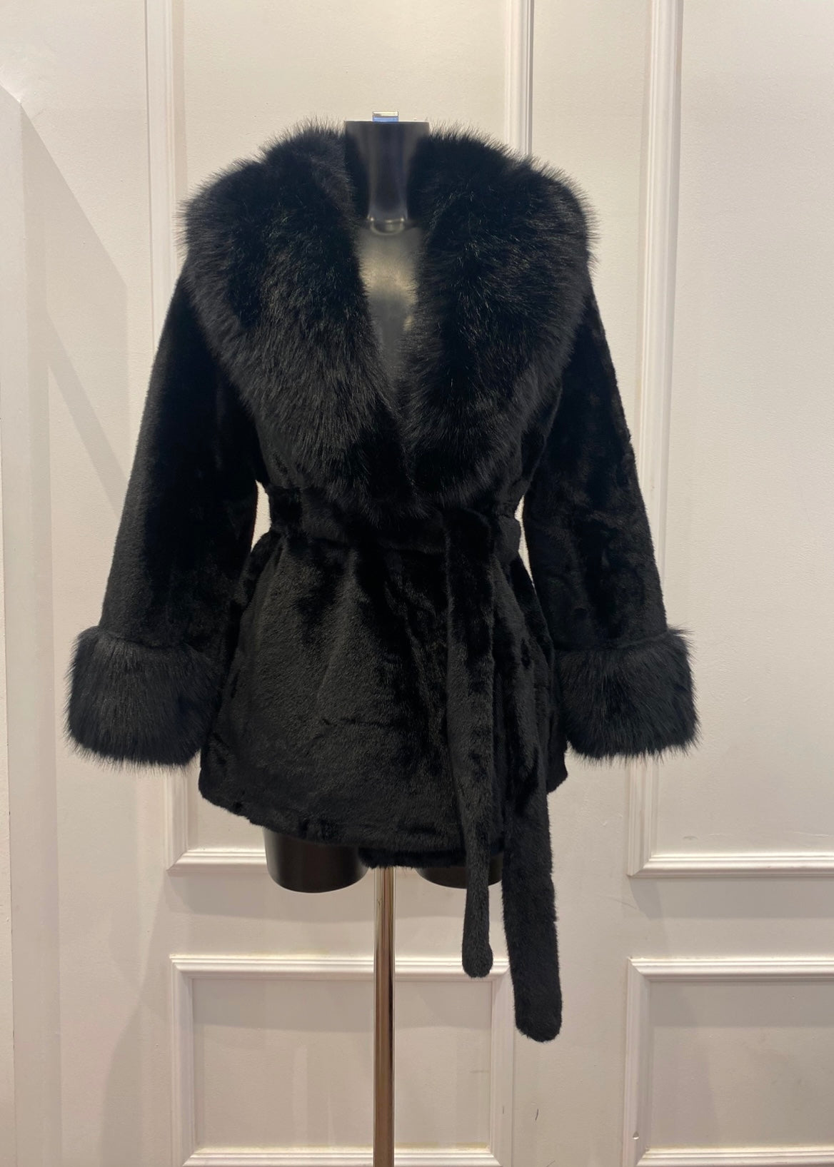 FAUX FUR JACKET BLACK